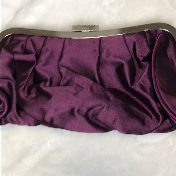 Everything clutch bags with stone all over satin - Picture 4 of 8